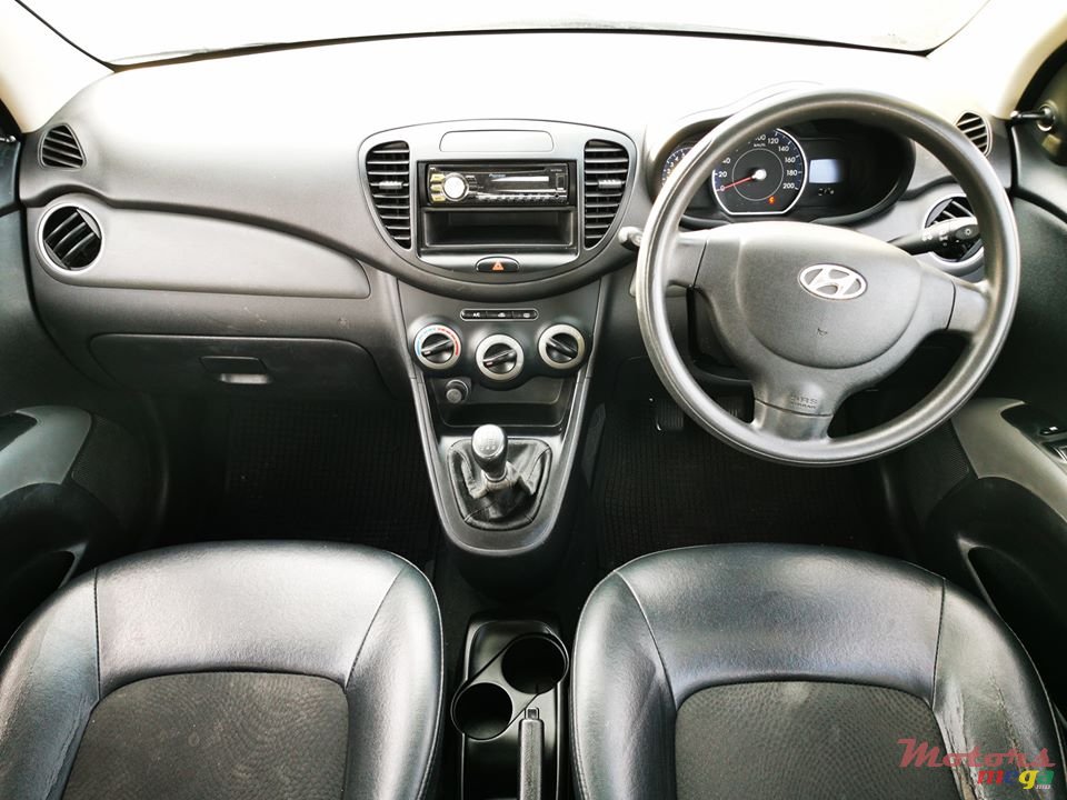 2015' Hyundai i10 photo #7