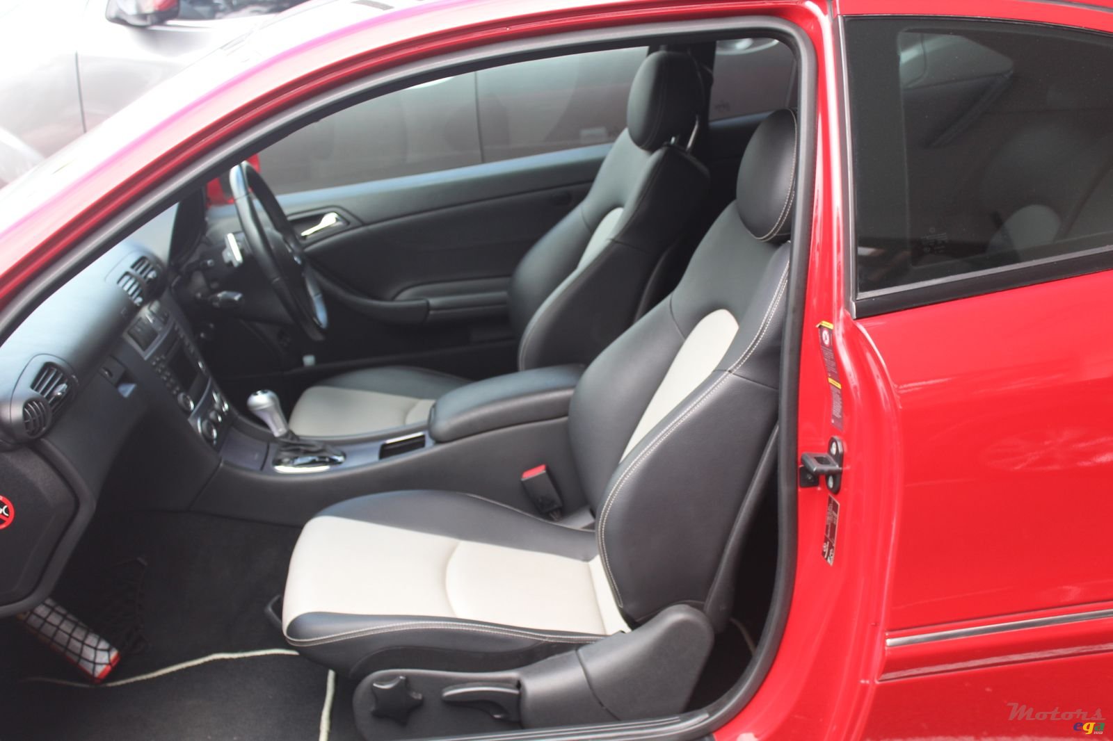 2009' Mercedes-Benz CLC 180 photo #6