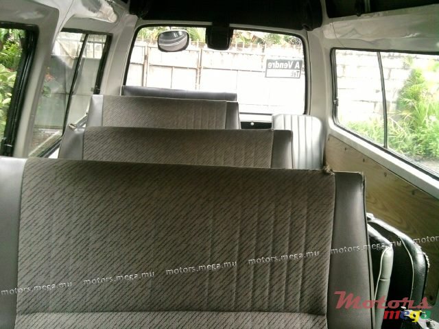 1999' Nissan photo #6