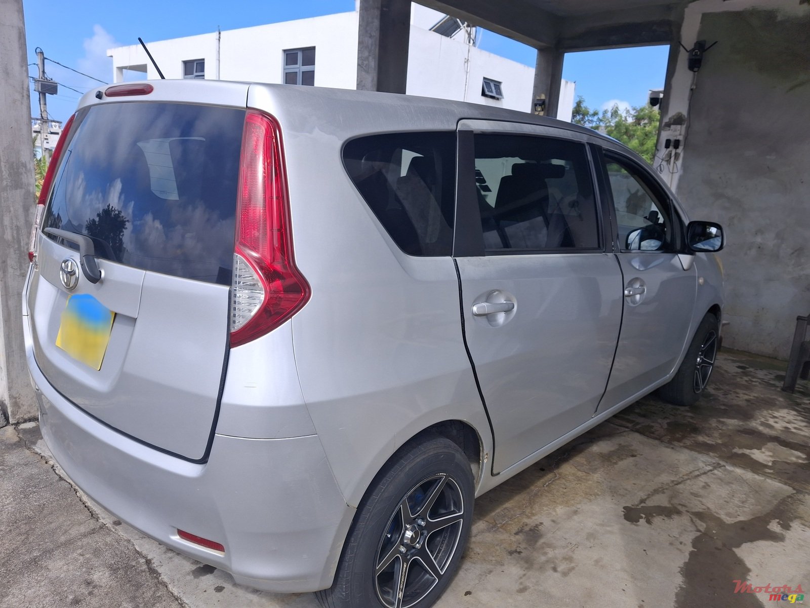 2010' Toyota Passo photo #6