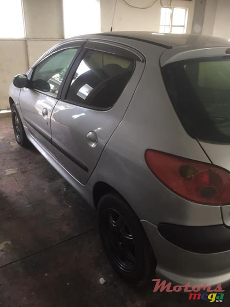 2004' Peugeot 206 photo #4