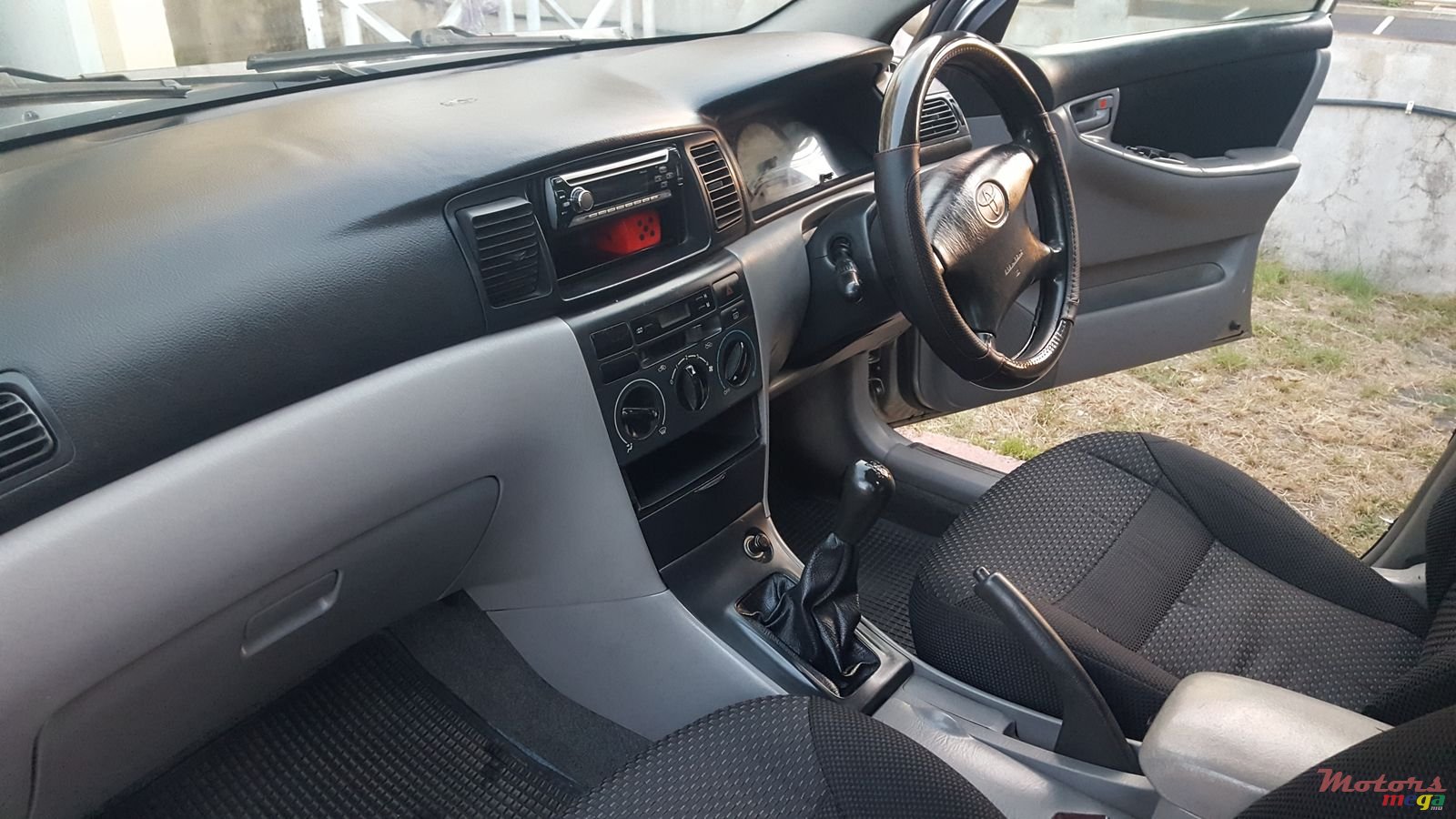 2002' Toyota Corolla photo #5