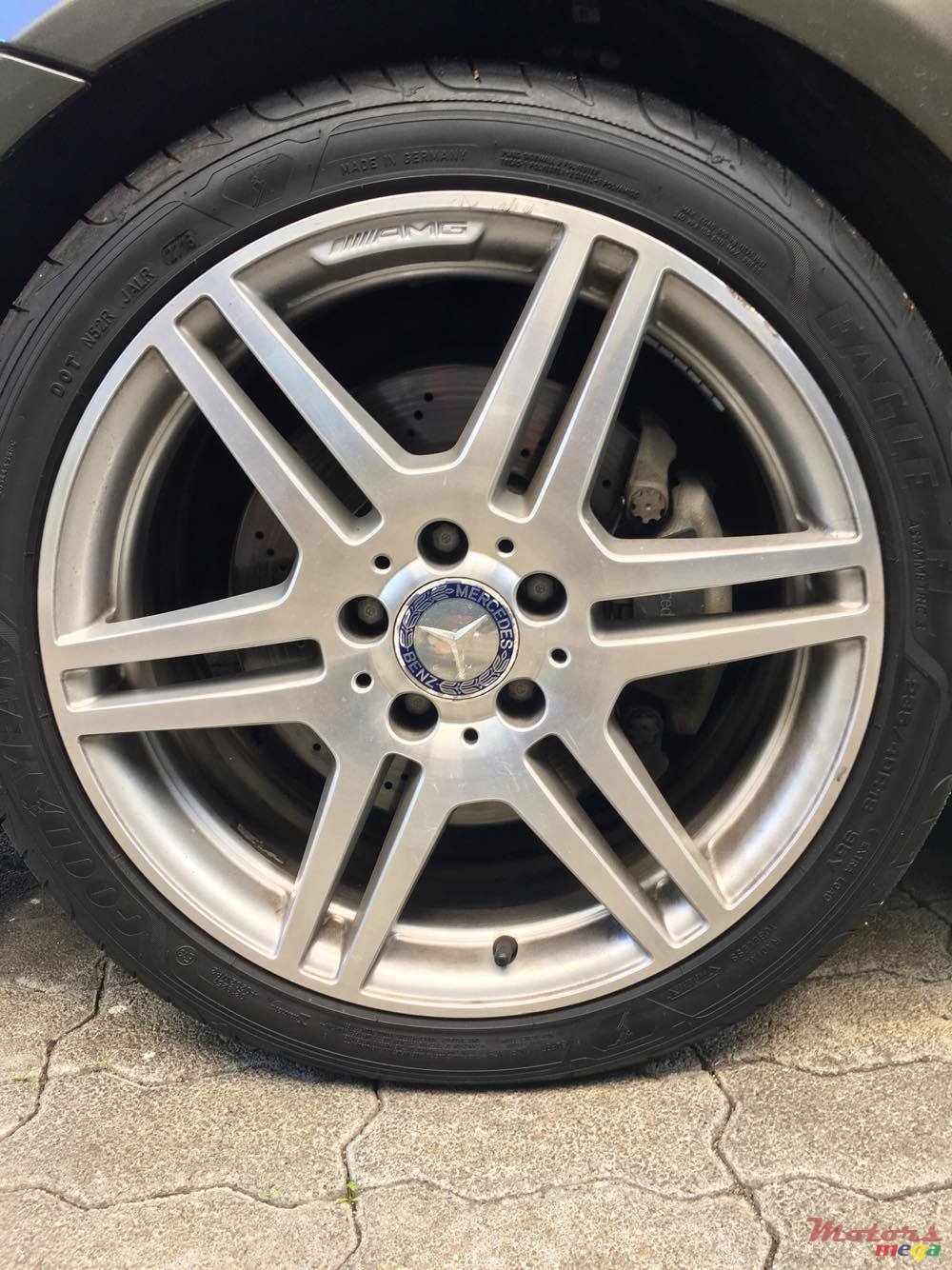 2012' Mercedes-Benz E-Class photo #4