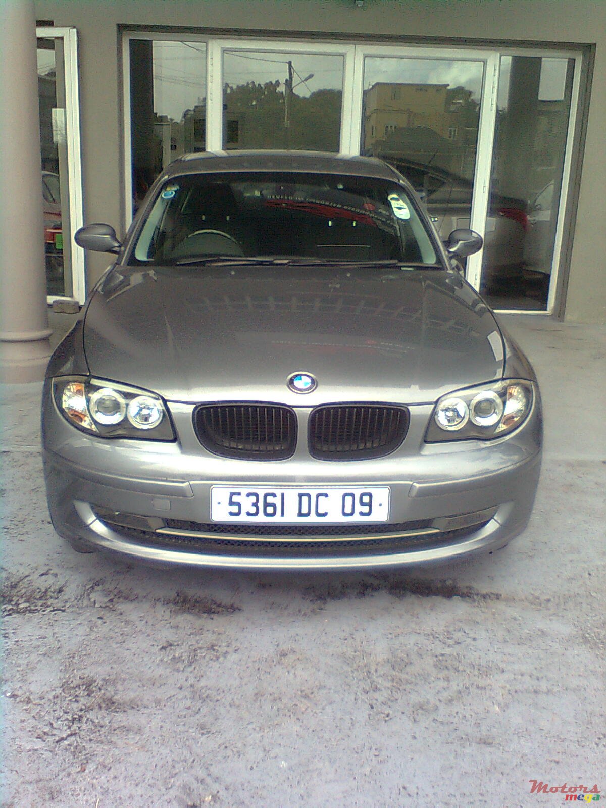 2009' BMW 116 photo #3