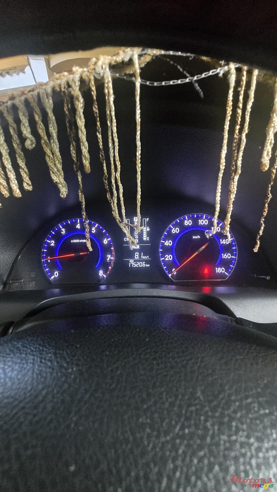 2013' Toyota Premio photo #6