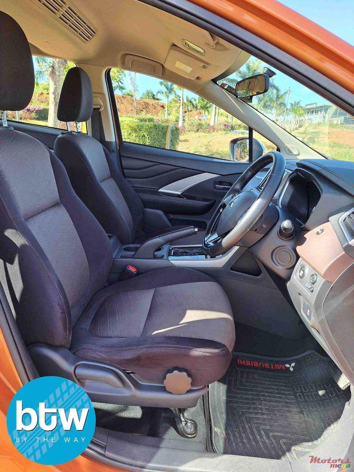 2021' Mitsubishi photo #5