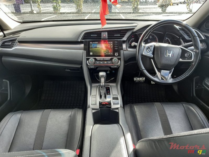 2019' Honda Civic SPORT photo #6