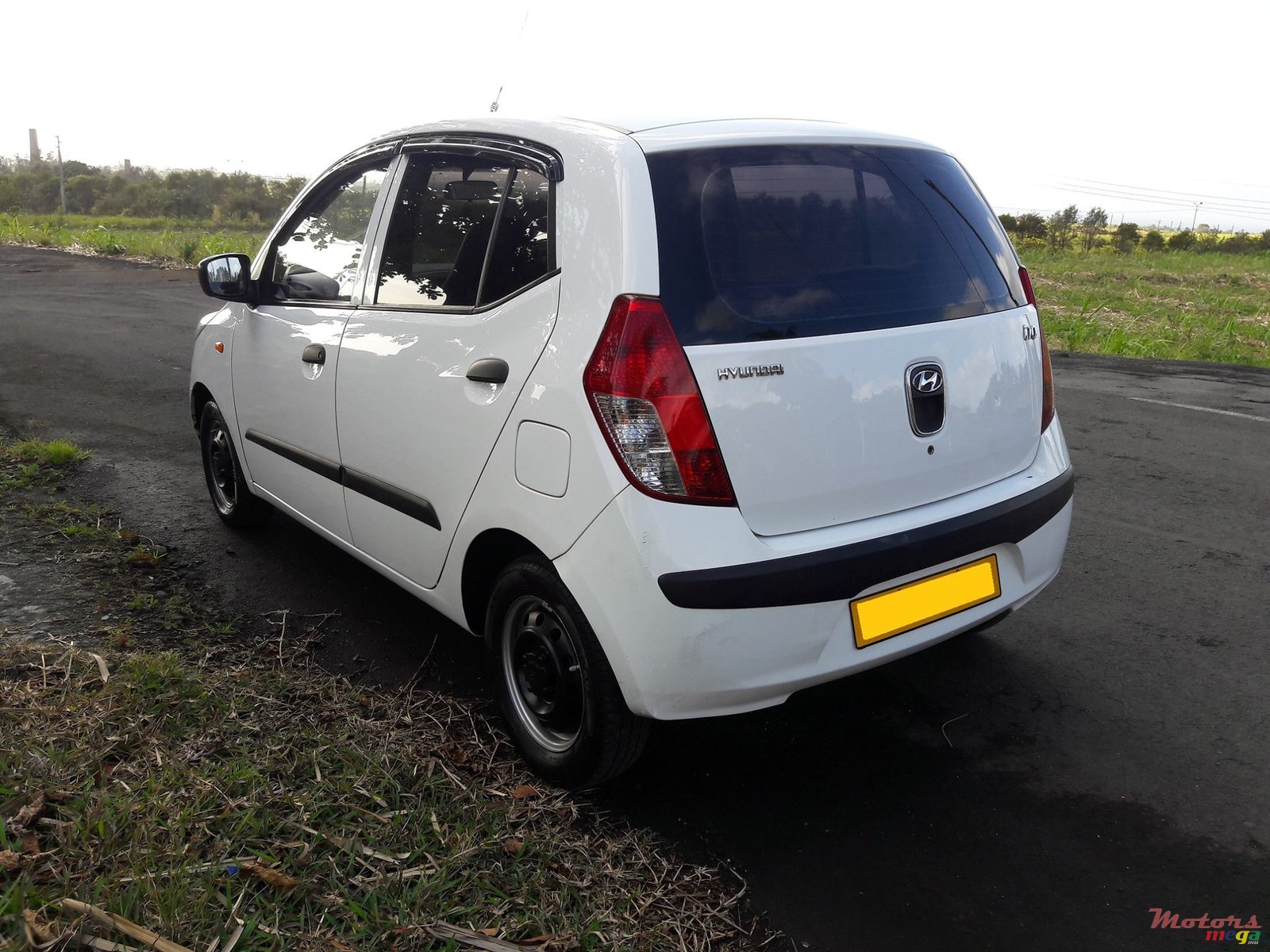 2010' Hyundai i10 photo #4