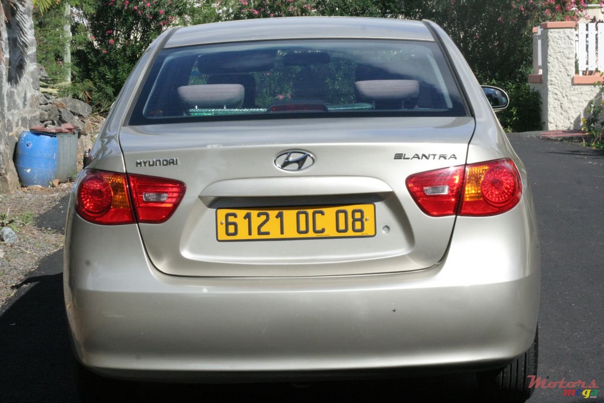 2008' Hyundai Elantra photo #3