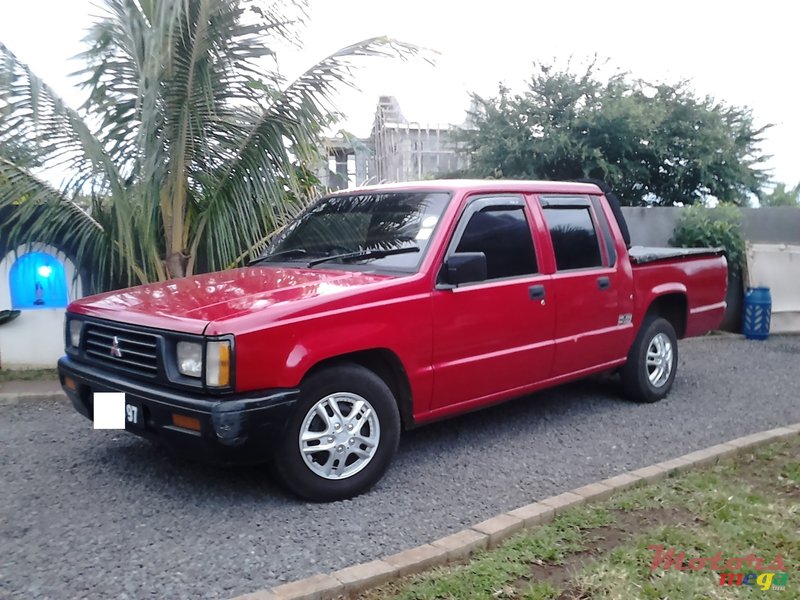 1997' Mitsubishi L 200 photo #1