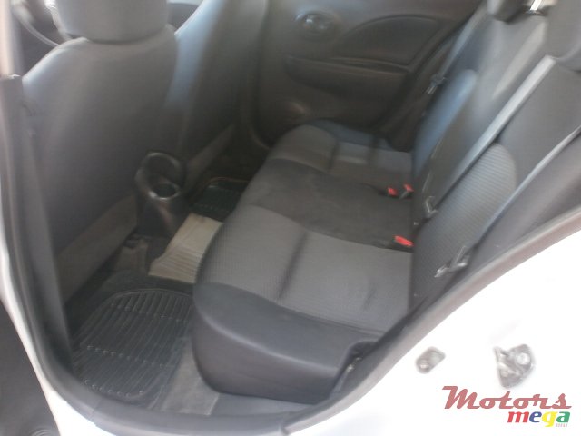 2011' Nissan March photo #6