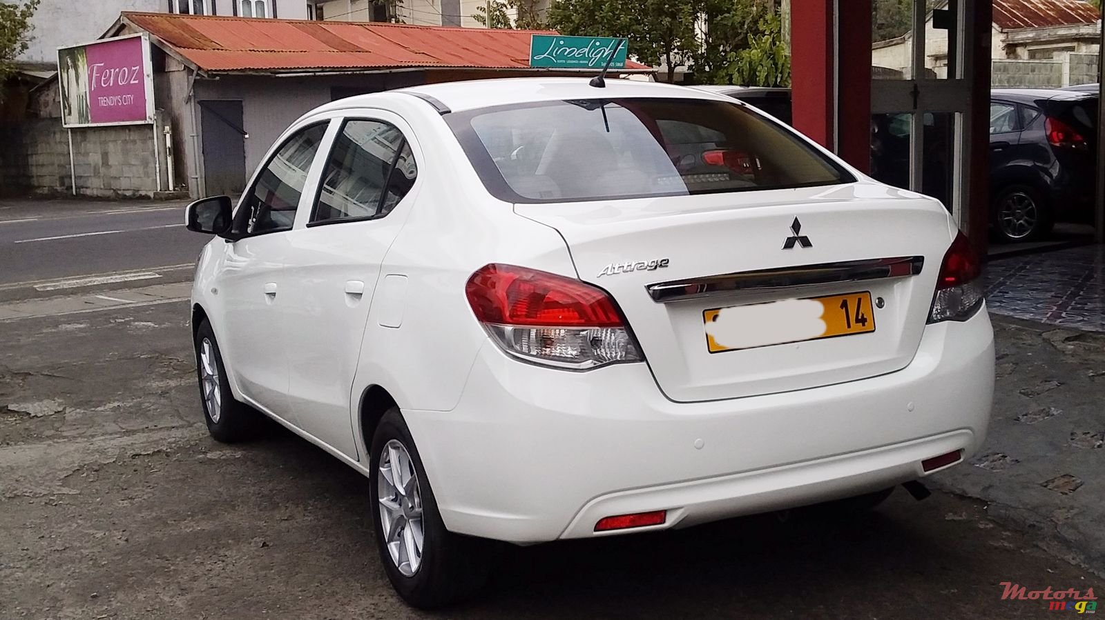 2014' Mitsubishi Attrage photo #4