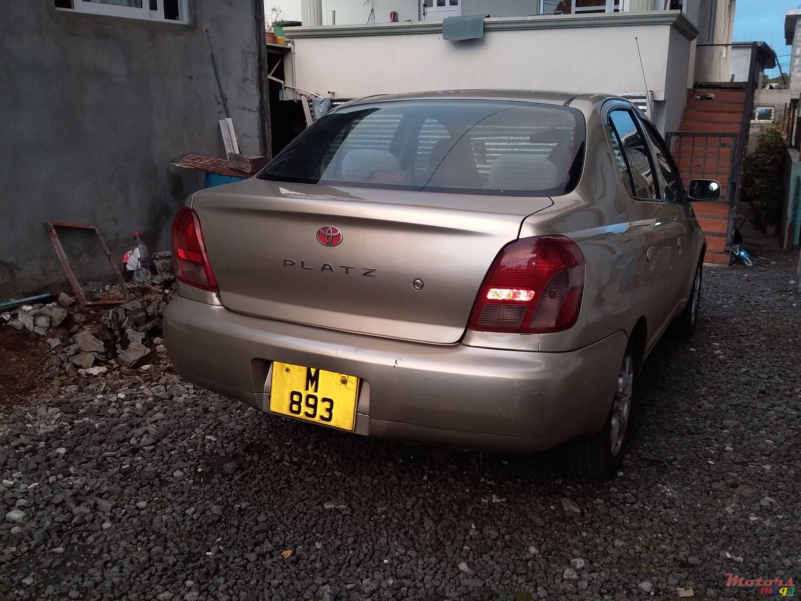 2001' Toyota Echo platz photo #4