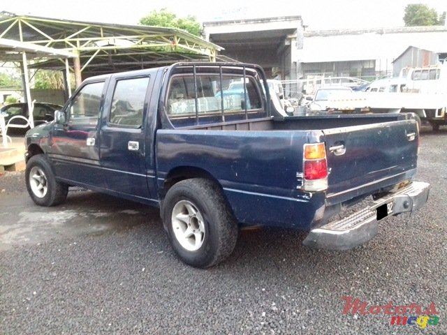 1992' Isuzu 4*4 photo #3