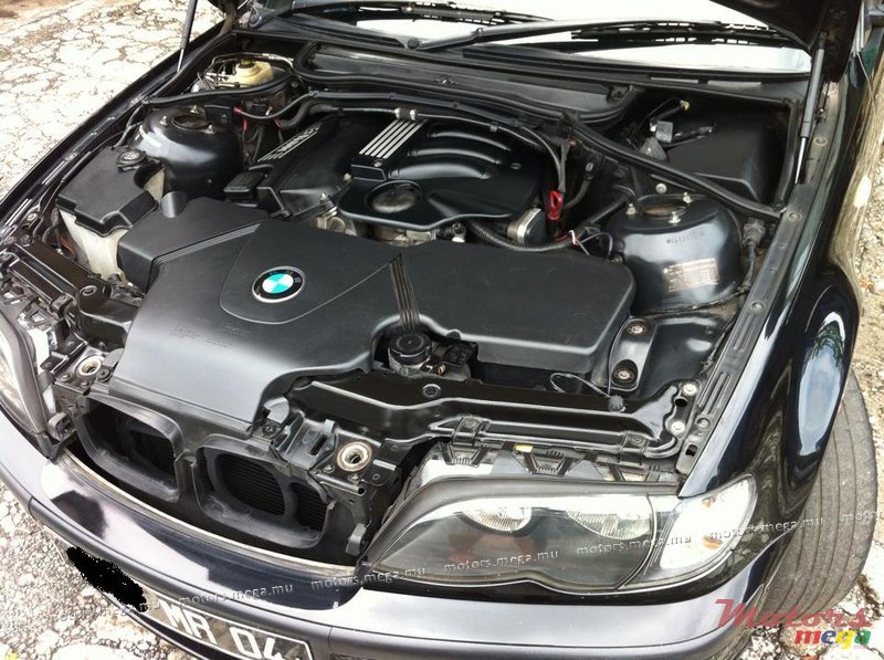 2004' BMW 3 Series E46 2000-2005 photo #2
