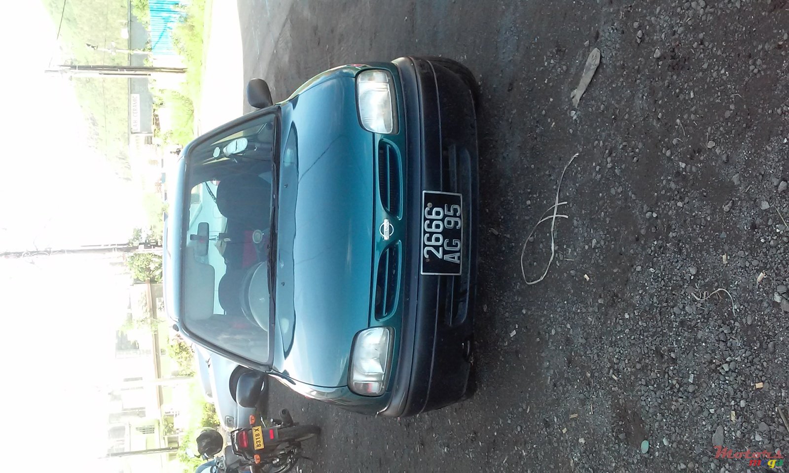 1995' Nissan Micra photo #1