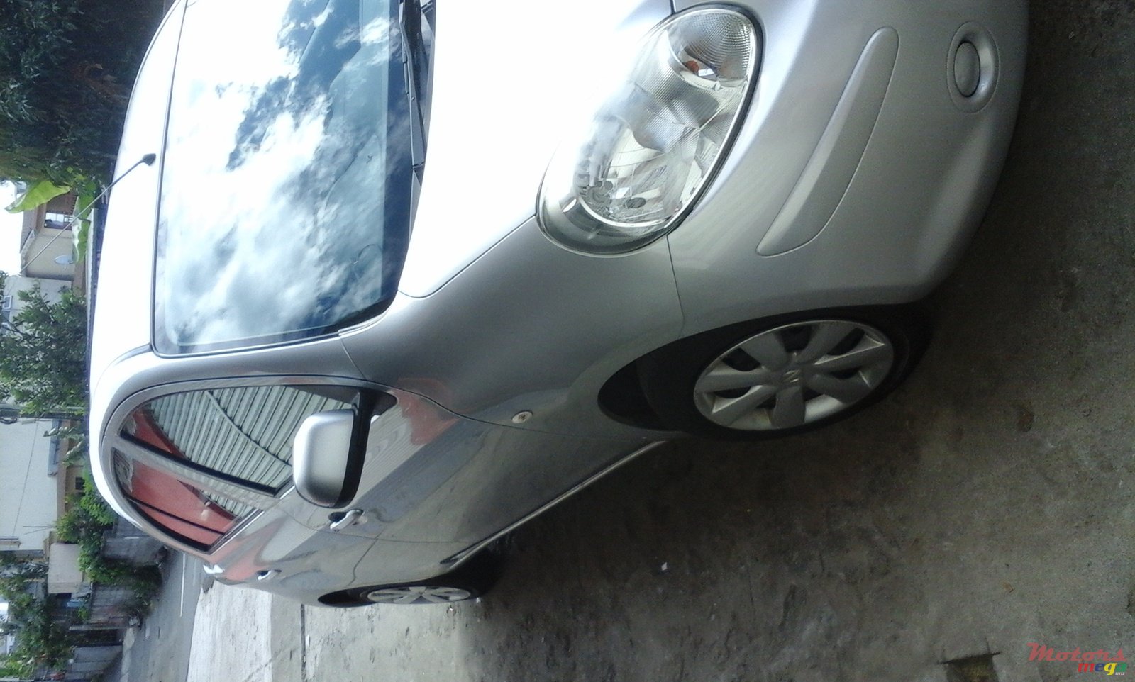 2011' Nissan Micra photo #2