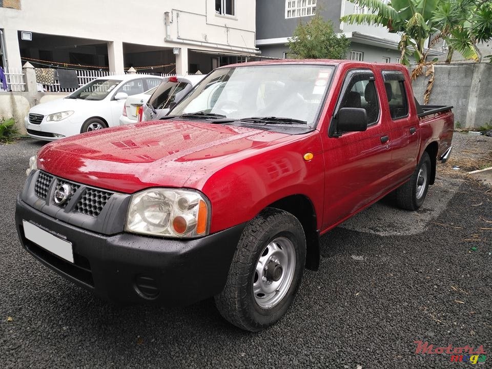 2007' Nissan Navara photo #3