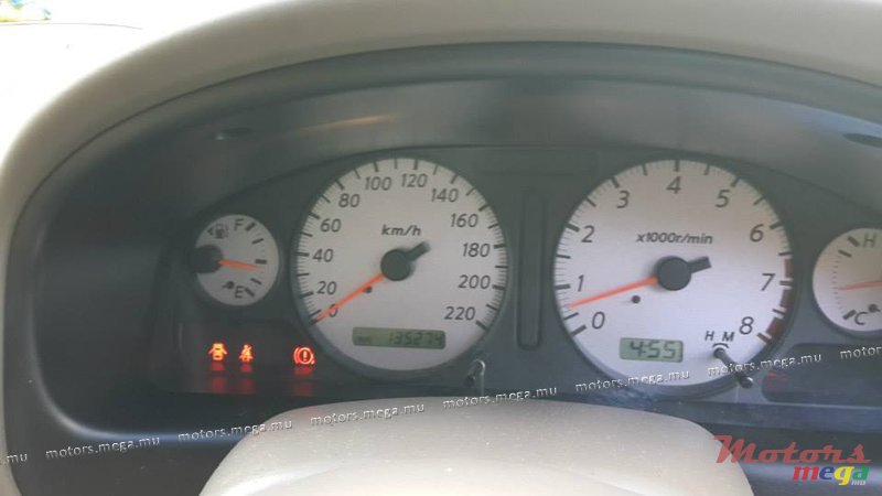 2004' Nissan Sunny N17 photo #3