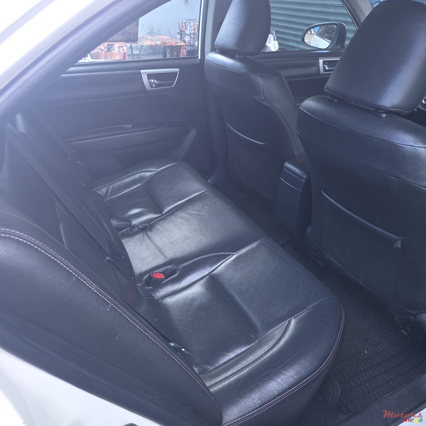 2017' Toyota Axio photo #5