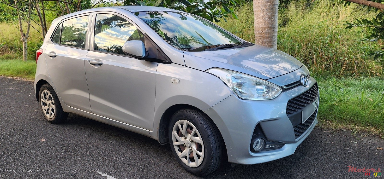 2019' Hyundai i10 photo #1