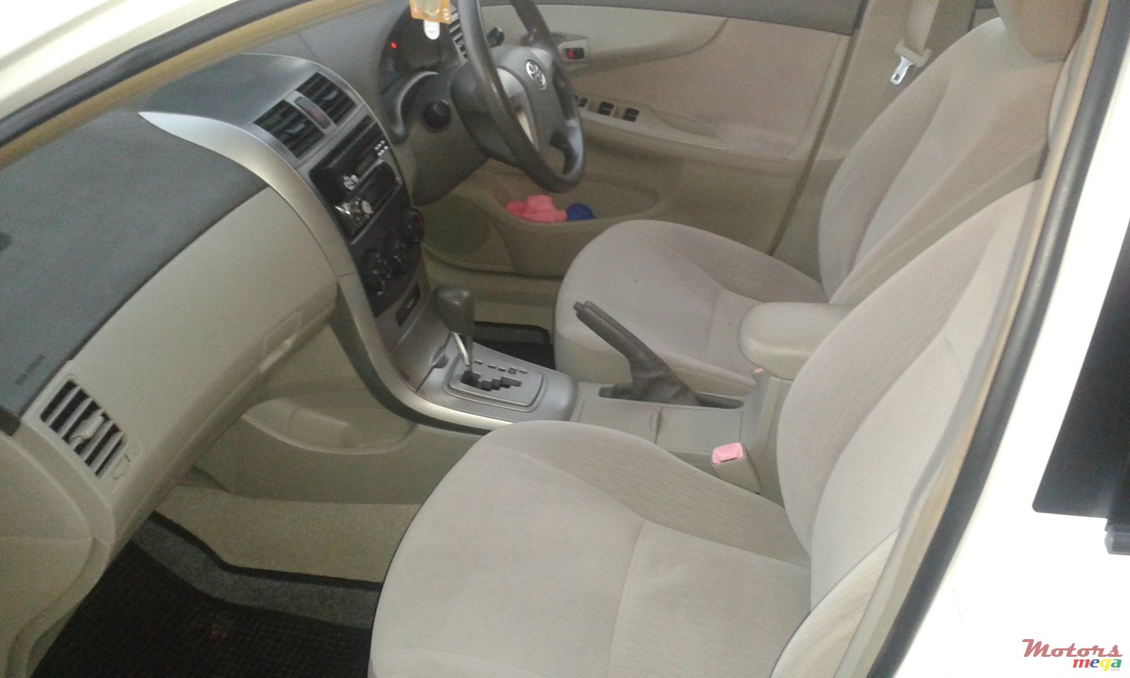 2006' Toyota Axio photo #4