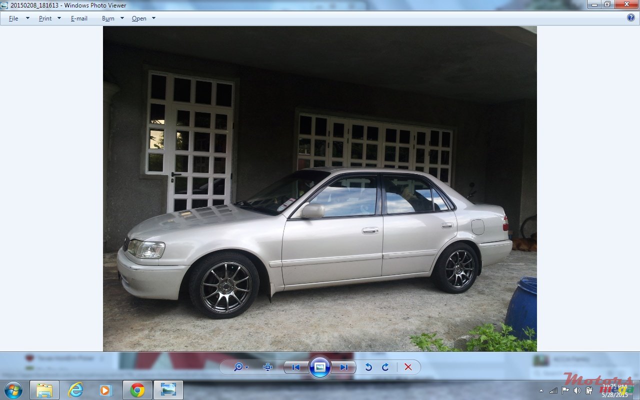 2000' Toyota Corolla photo #2