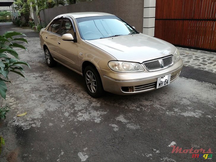 2004' Nissan Sunny N17 Super Saloon photo #1