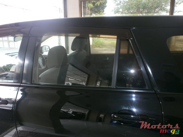 2007' Nissan Wingroad photo #3