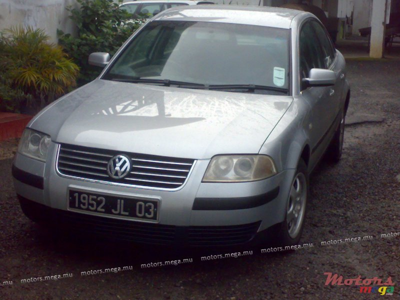2003' Volkswagen Polo photo #5