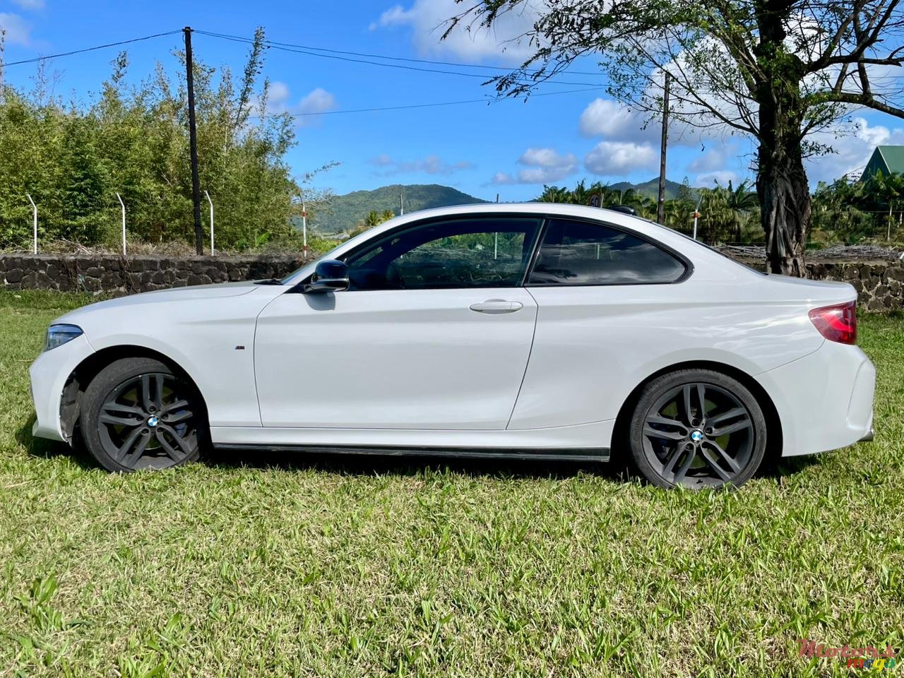 2017' BMW 2 Series photo #5