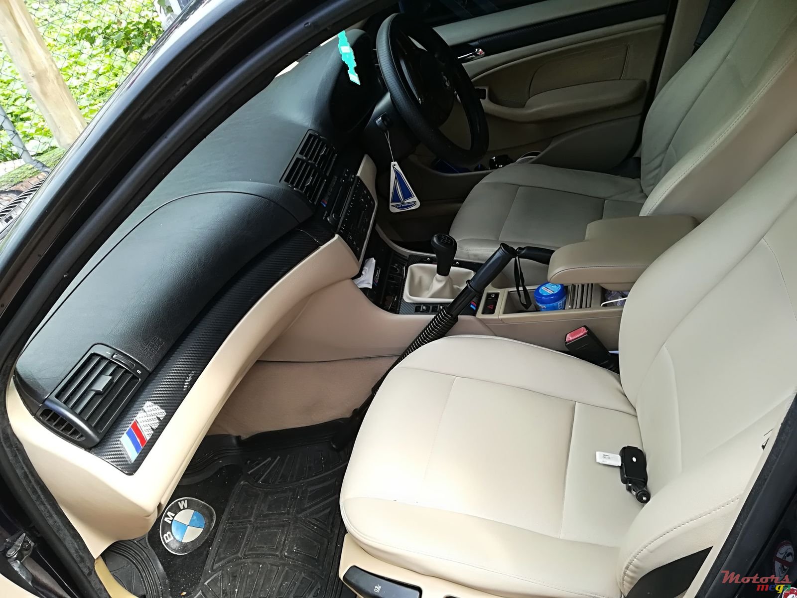 2003' BMW 318 photo #4