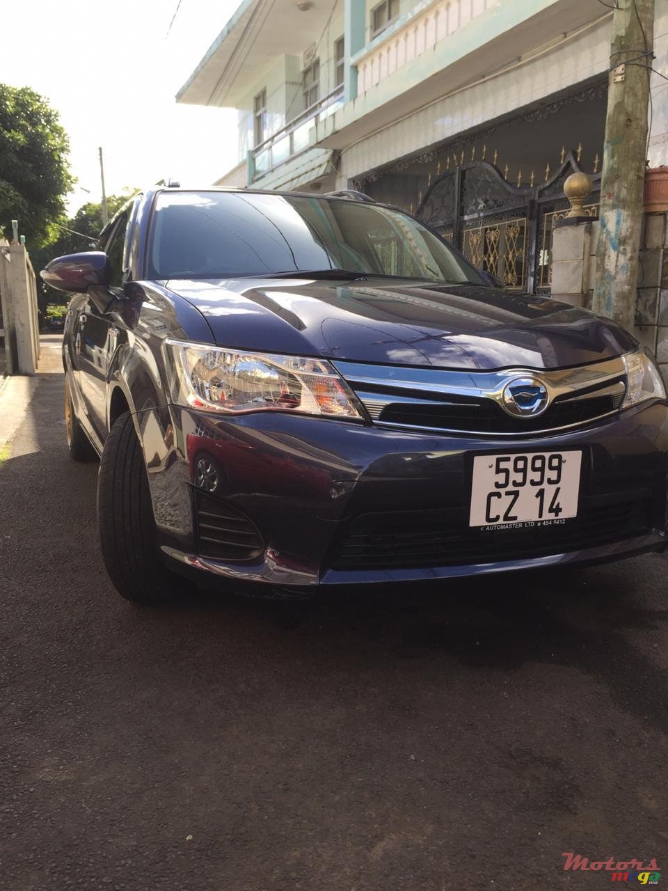 2014' Toyota Fielder Corolla Fielder Hybrid photo #1