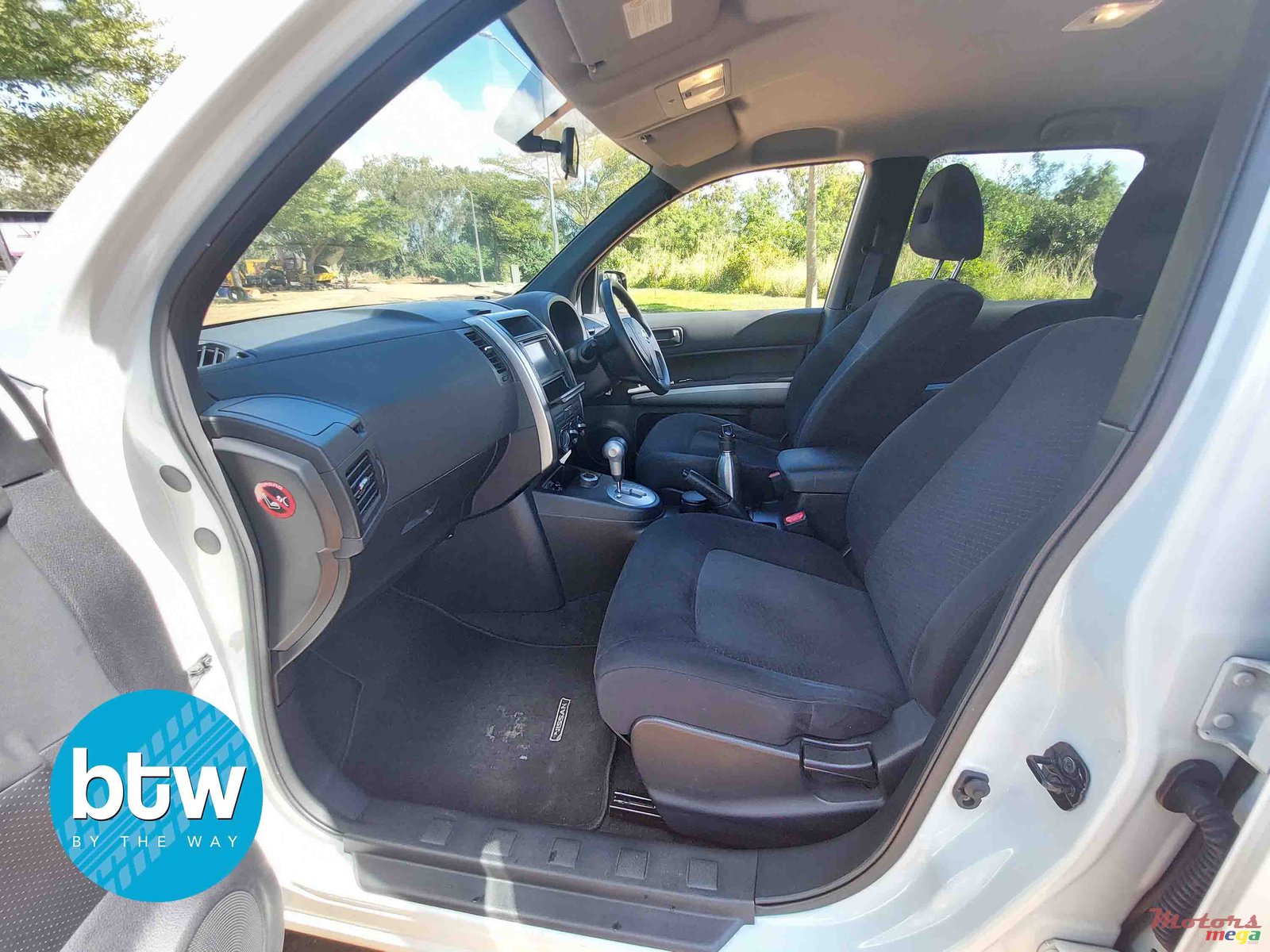 2013' Nissan X-Trail photo #4