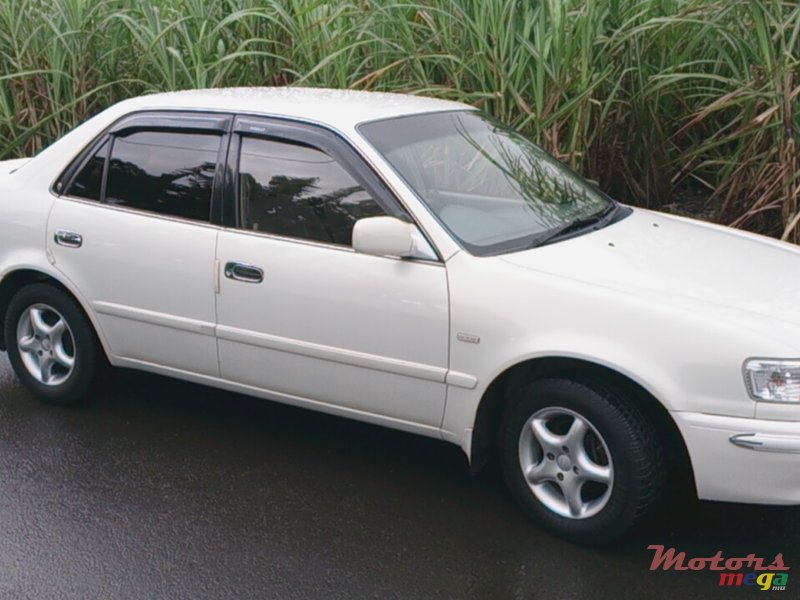 1999' Toyota Corolla ee111 SE SALOON RIVIERE photo #1