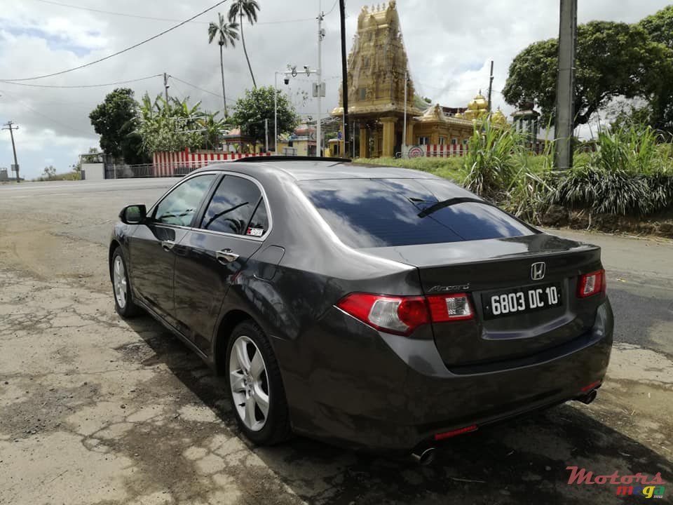 2010' Honda Accord photo #3