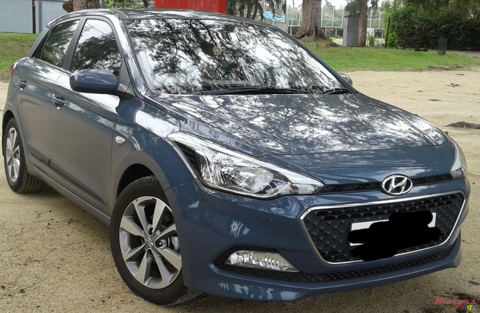 2016' Hyundai i20 LX model photo #1
