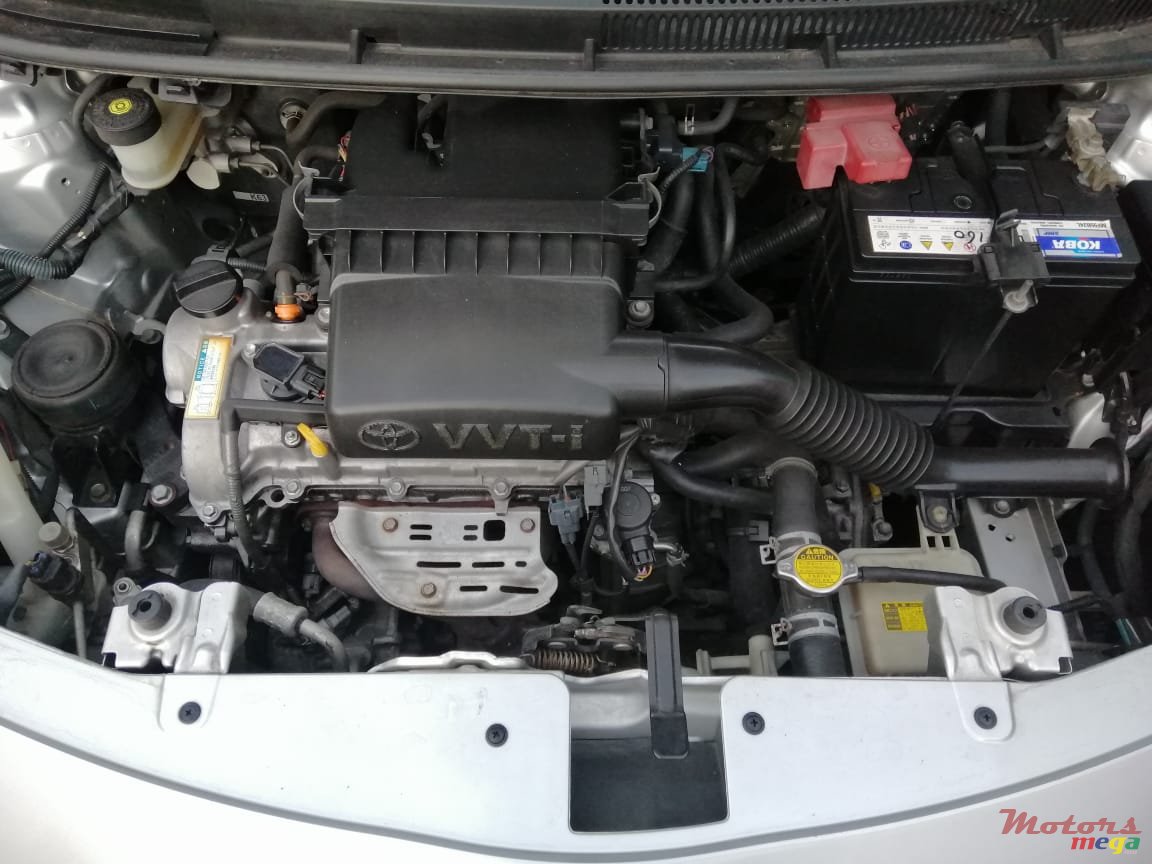 2006' Toyota Yaris photo #7