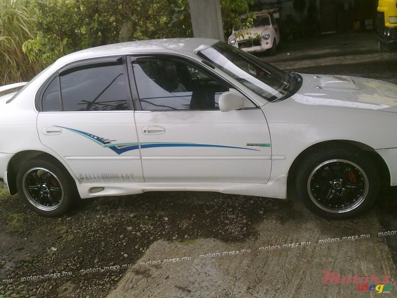 1994' Toyota ee101 LX Limited photo #1