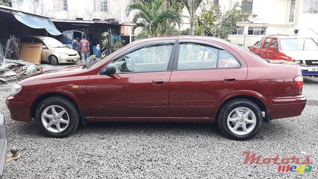 2003' Nissan N16 photo #2