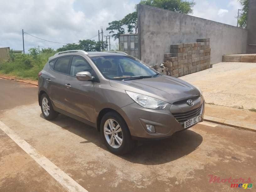 2012' Hyundai ix35 photo #3