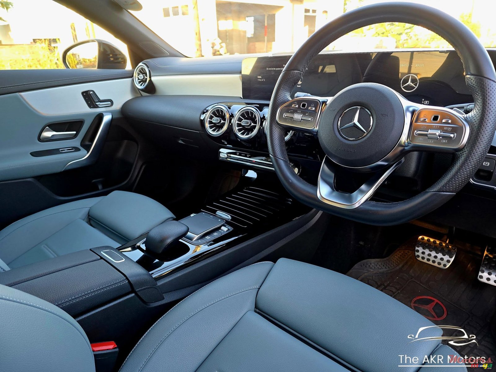2023' Mercedes-Benz CLA 180 Amg ultra photo #5