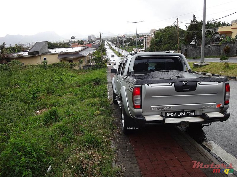 2006' Nissan Hardbody 4x2 photo #4