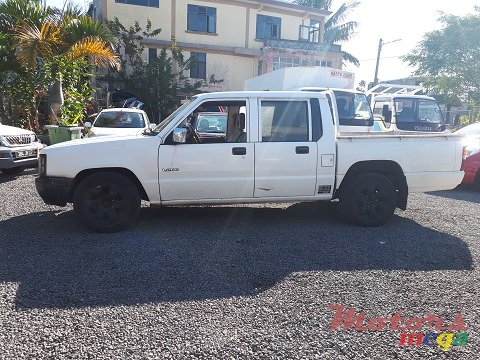 1997' Mitsubishi L 200 4X2 photo #4
