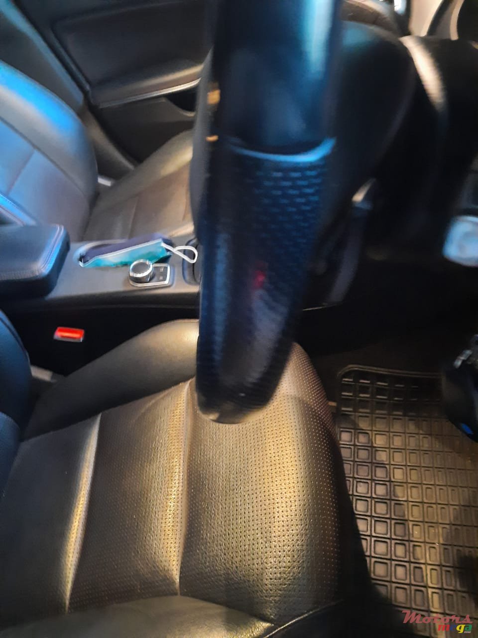 2014' Mercedes-Benz 200 Full AMG PACK photo #2