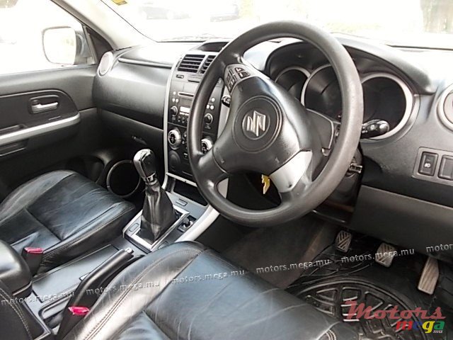 2006' Suzuki Grand Vitara photo #4