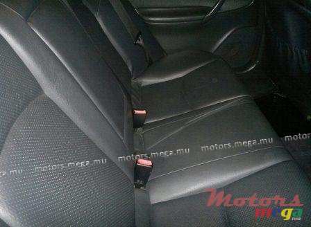 2004' Mercedes-Benz photo #2