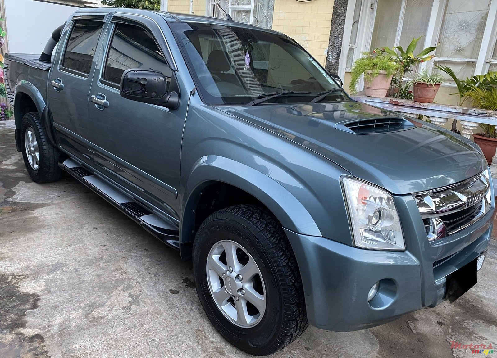 2008' Isuzu KB Series Automatic photo #3