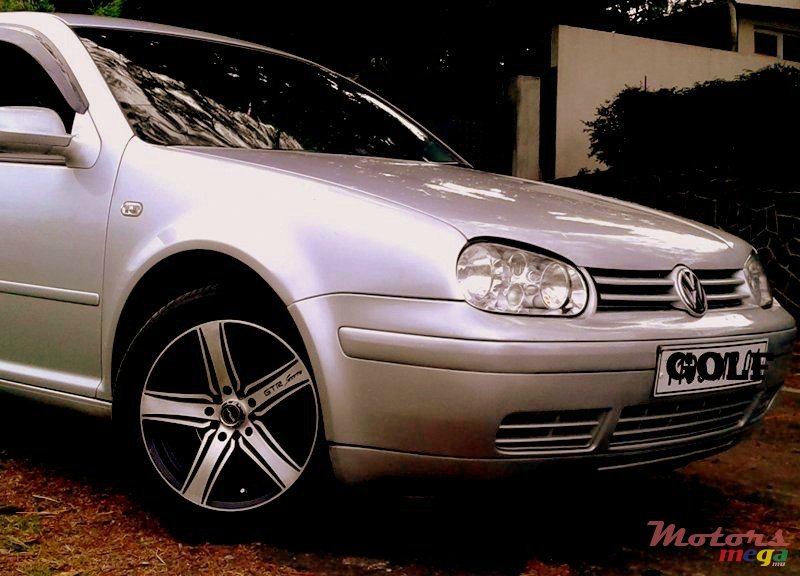 2004' Volkswagen Golf IV Touts Dorigine photo #3