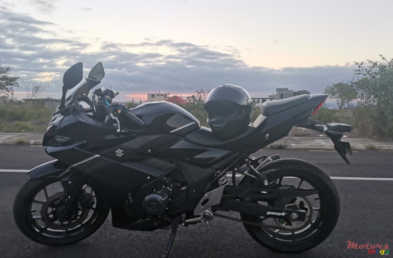 2017' Suzuki photo #2